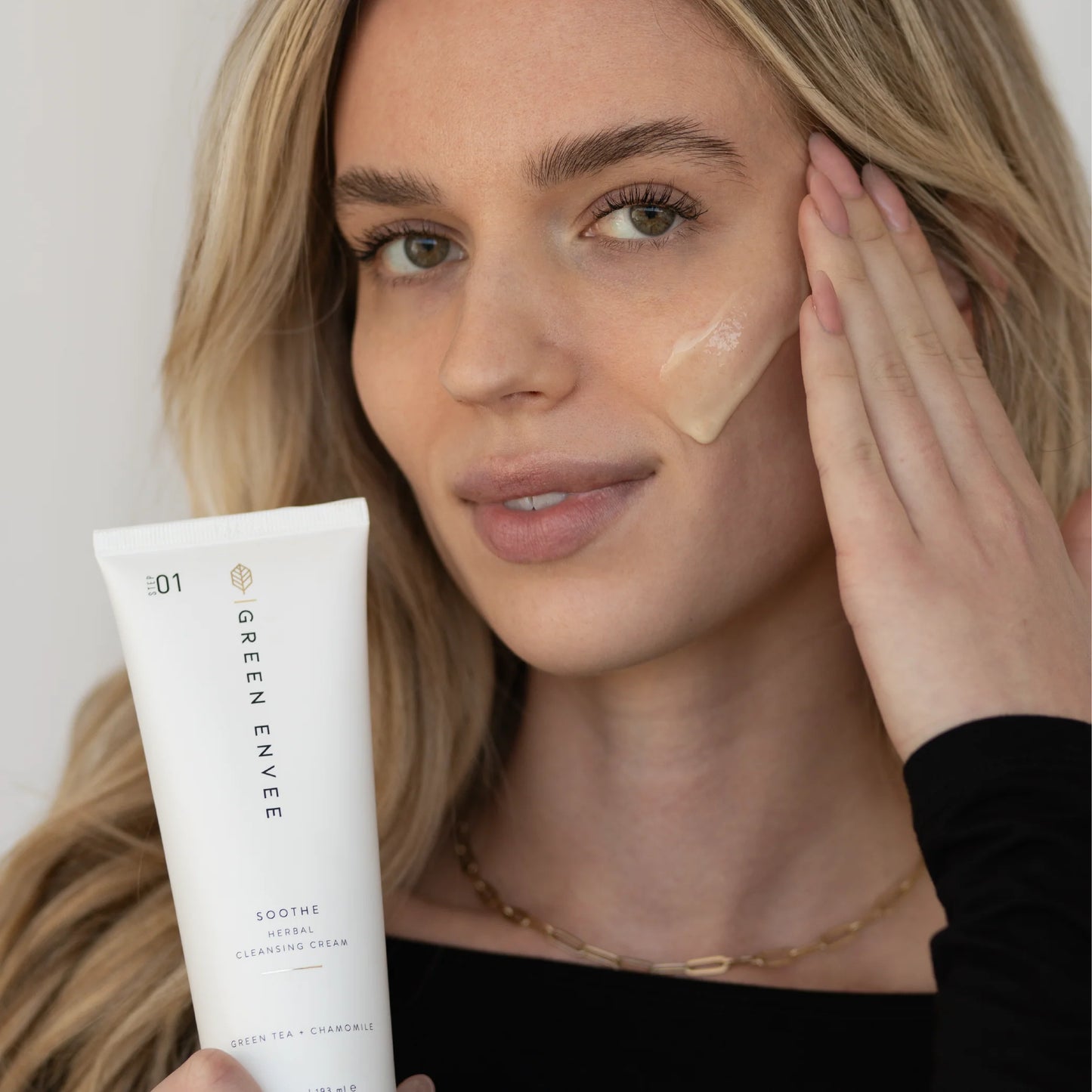 Soothe Herbal Cleansing Cream